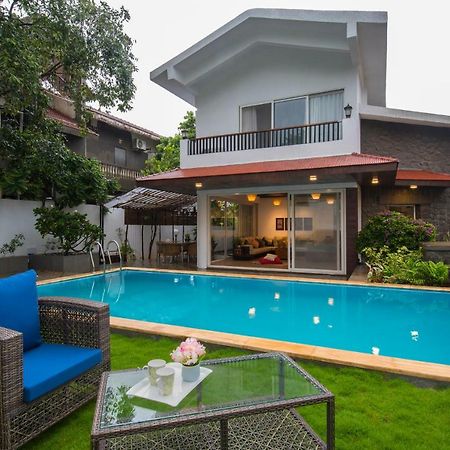 El Lodge By Stayvista - Pool, Lawn, And A Charming Gazebo For Your Perfect Getaway لونافالا المظهر الخارجي الصورة